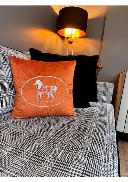 Atlı Model Nakış Işlemeli Kırlent Kılıfı Kiremit - Gold modelleri