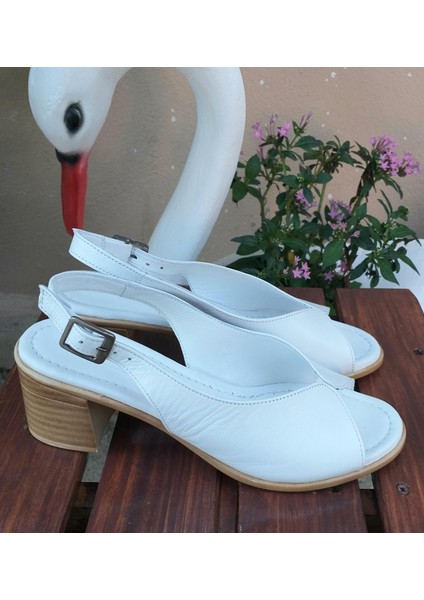 231705 Kadın Hakiki Deri Topuklu Ayakkbı