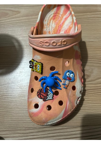 Croks Terlik Süsü Charm fırsatları