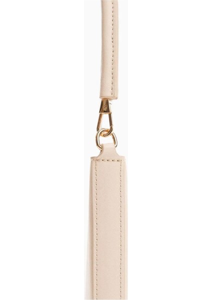 Kısa Askılı Omuz Çantası indirimleri