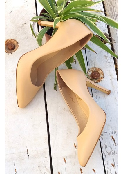 Nish N4292 Kadın Hakiki Deri Kasik Stiletto Ayakkabı
