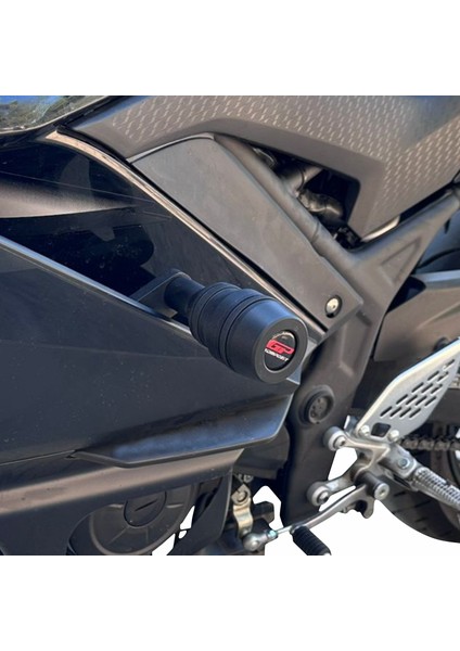 Yamaha R25 2019-2024 Uyumlu Motor Koruma Takozu Siyah