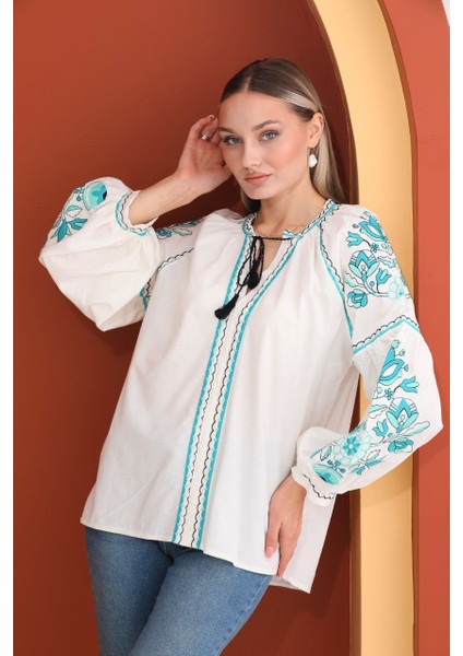 Nakış Işlemeli Vintage Bluz