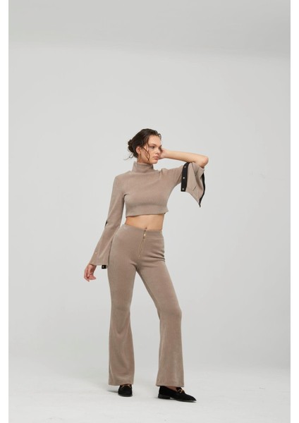 Kadın Uzun Kollu ve Çıt Çıtlı Bej Bluz 2591333 modelleri