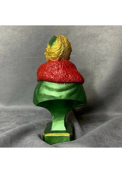 El Yapımı Yılbaşı Temalı Kadın Biblo - 9 x 18 cm