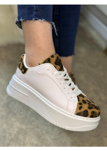 Günlük Kadın Sneaker Bağcıklı Hafif Kalın Yüksek Tabanlı Leopar Detaylı Yürüyüş Spor Ayakkabı 065