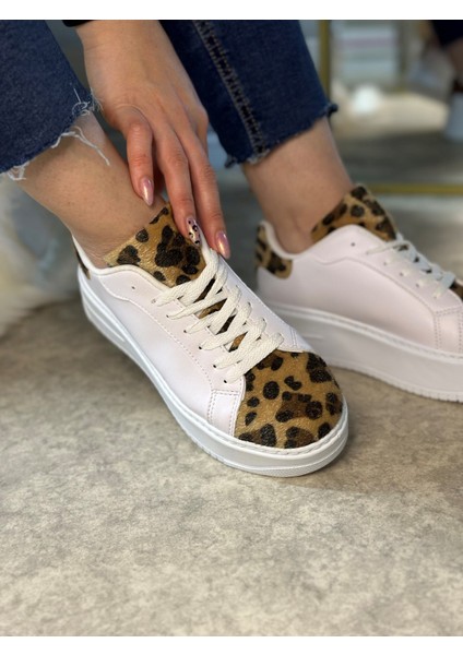 Günlük Kadın Sneaker Bağcıklı Hafif Kalın Yüksek Tabanlı Leopar Detaylı Yürüyüş Spor Ayakkabı 065 fiyatları