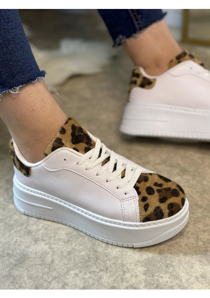Günlük Kadın Sneaker Bağcıklı Hafif Kalın Yüksek Tabanlı Leopar Detaylı Yürüyüş Spor Ayakkabı 065 fırsatları