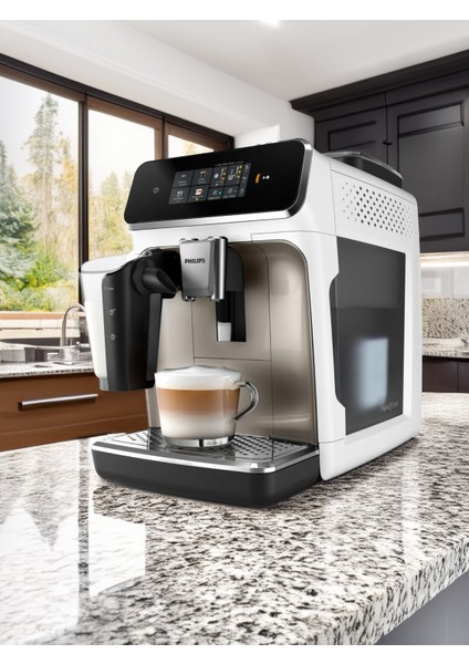 Lattego Seri Tam Otomatik Kahve ve Espresso Makinesi, 4 Çeşit Kahve, Renkli Dokunmatik Ekran, Aquaclean Filtre, Şık Tasarım | Onerous Lambader Hediye