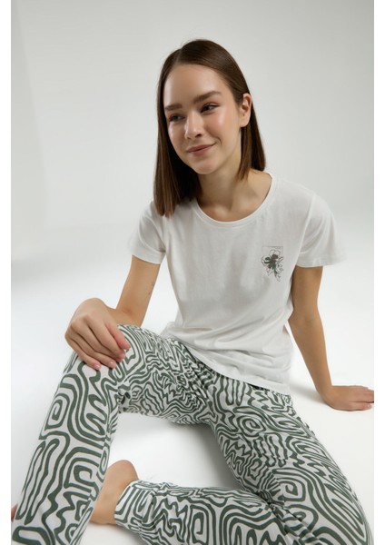 Kadın Beyaz Kısa Kol Pijama Takım