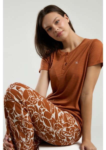 Kadın Kahverengi Kısa Kol Pijama Takım modelleri