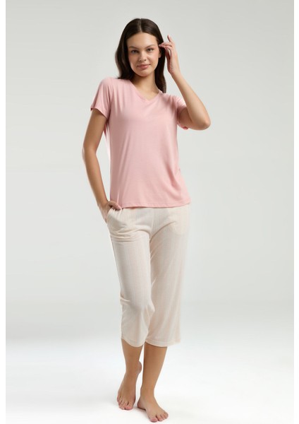 Kadın Pembe Kapri Takım modelleri