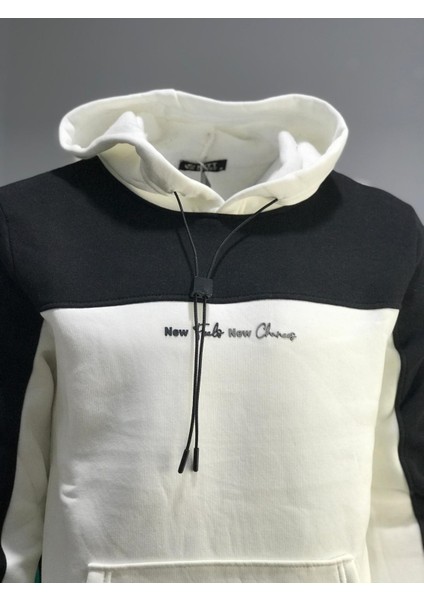 Beyaz Renkli Kapüşonlu Kanguru Cepli Baskılı Sweatshirt modelleri