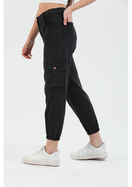 Antrasit Renk Paça Lastikli Kargo Cepli Kadın Pantolon Jogger modelleri