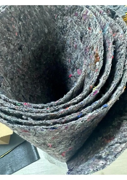 Araç Taban ve Tavan İzolasyon Keçesi 6 mm Kalınlık 200 cm x 200 cm