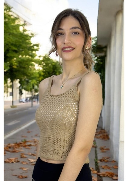 El Örgü Desenli Askılı Triko Crop Top Bluz