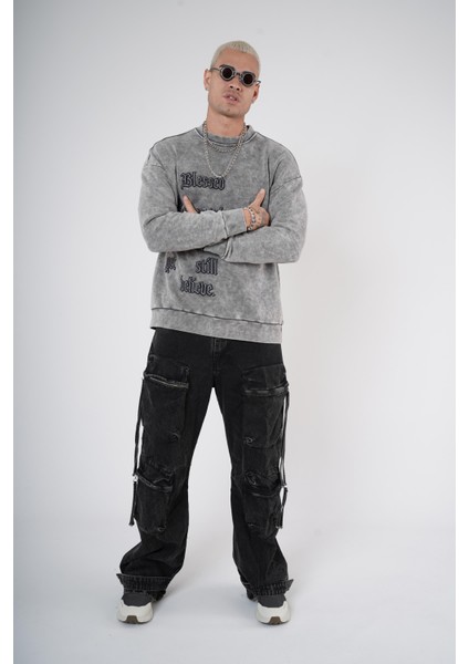 Bisiklet Yaka Yazı Nakışlı Yıkamalı Oversize Kalıp Unisex Sweatshirt