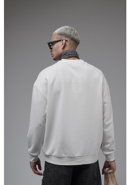 Oversize Kalıp Baskılı Yaka Kol Ribanalı Sweat indirimleri