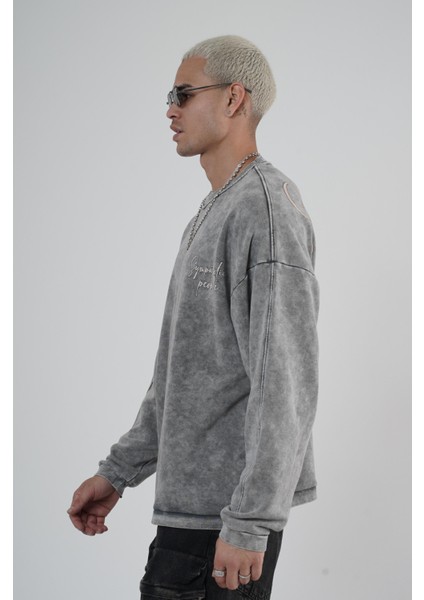 Bisiklet Yaka Ön ve Arka Basılı Yıkamalı Oversize Kalıp Unisex Sweatshirt