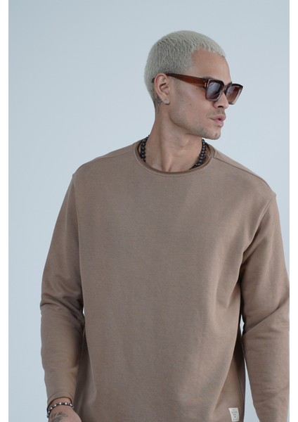 Pis Yaka Oversize Kalıp Erkek Sweatshirt