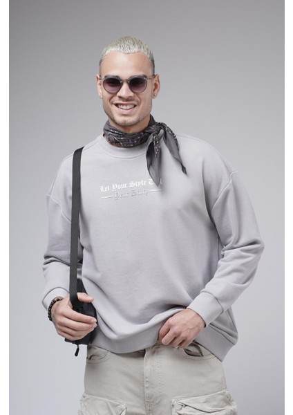 Oversize Kalıp Baskılı Yaka Kol Ribanalı Sweat