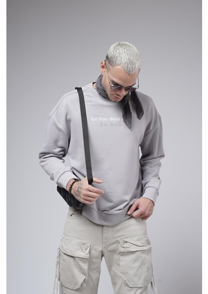 Oversize Kalıp Baskılı Yaka Kol Ribanalı Sweat