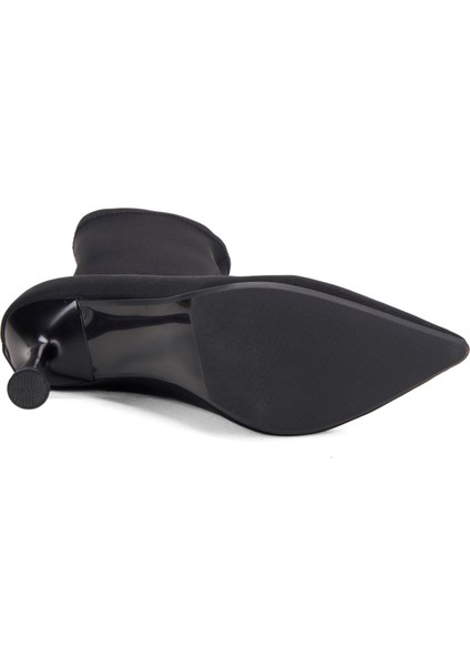 Noran Siyah Kadın Bot fırsatları