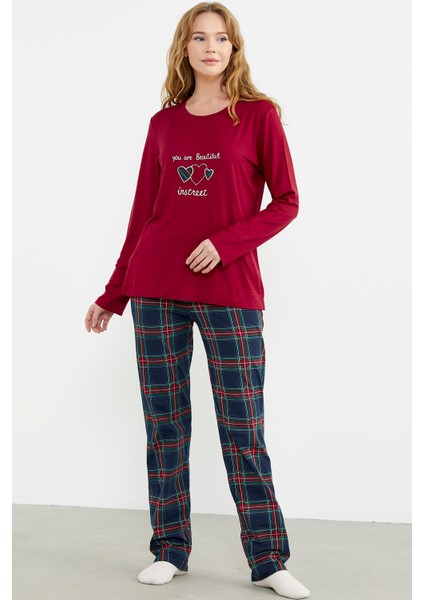 Nakış Detaylı Ekose Pijama Takım - Kırmızı