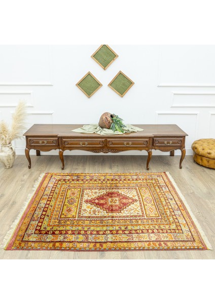 Alaz Geometrik Desenli Dazkırı Halı 131 x 165 cm fiyatları