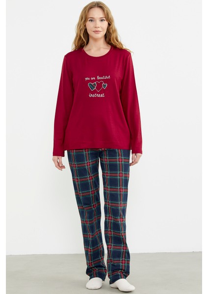Nakış Detaylı Ekose Pijama Takım - Kırmızı