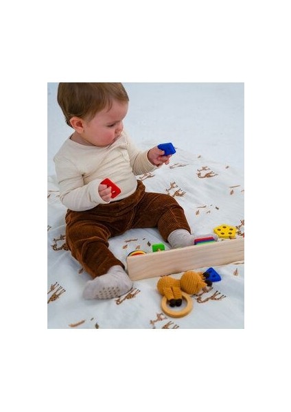 Oyun Matı Cift Tarafli Müslin ve Waffle Kumas Ici Dolgulu 100% Pamuk Zürafa Desen