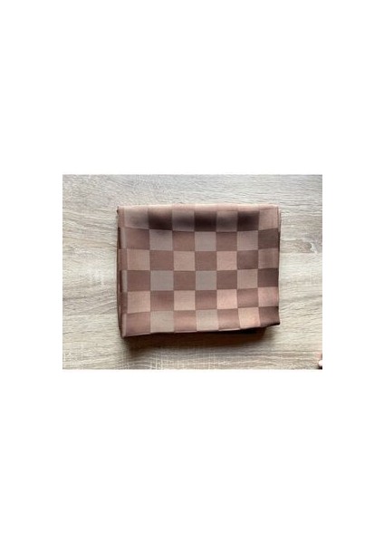 Toprakların Sıcaklığı: Kahverengi Ipeksi Jakar Lara Şalınızla Doğal Bir Renk Uyumu Yakalayın! fırsatları