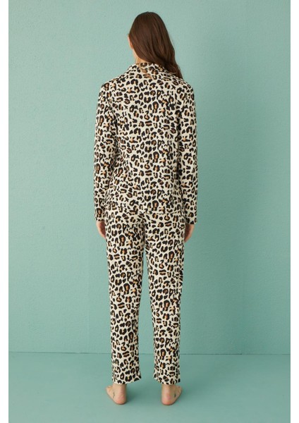 Kadın 50701-577 Uzun Kol Önü Düğmeli Pijama Takımı Leopar