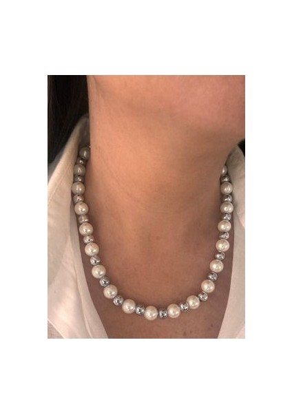 Özel Seri Incili Topçuk Kolye