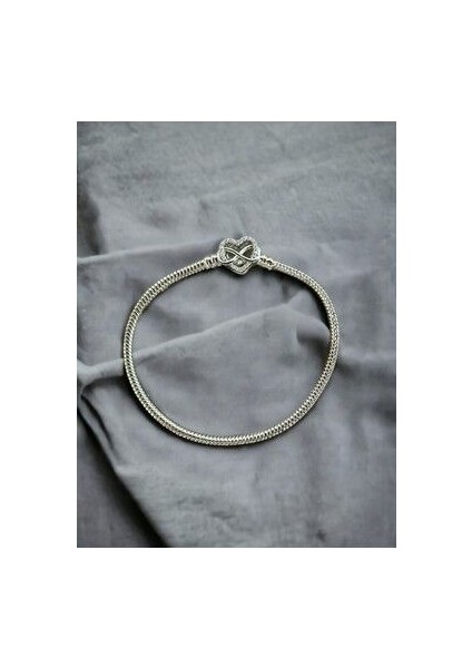 Charmlı Çelik Bileklik - Kalpli Charmlı Paslanmaz Çelik Bileklik Kadın fırsatları