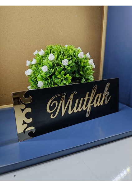 Dekoratif Mutfak Yazılı Gold Aynalı Pleksi Yazılı Siyah Mdf Yönlendirme Levhası 20X8 cm