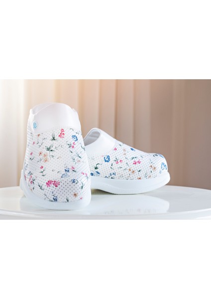 Sabo Bayan Anatomik Terlik Beyaz Çiçekli No:36