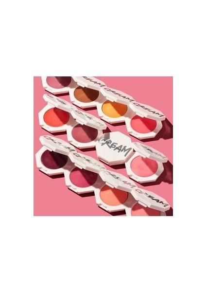 Cheeks Out Freestyle Cream Blush - Allık Petal Poppin (3 G) fırsatları