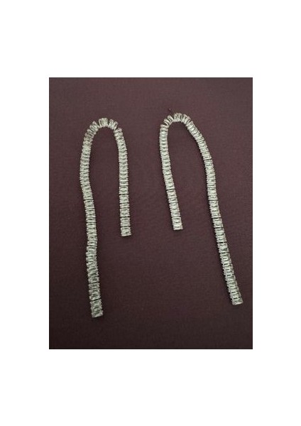 Özel Seri Baget Taşlı Sallantılı Küpe fiyatları