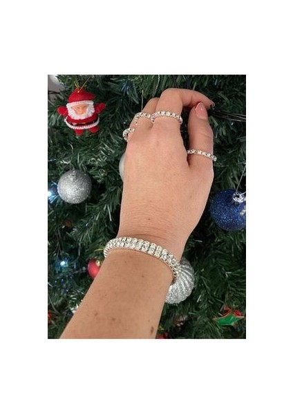 Beyaz Taşlı Gümüş Renkli Lastikli Çift Sıralı Bileklik