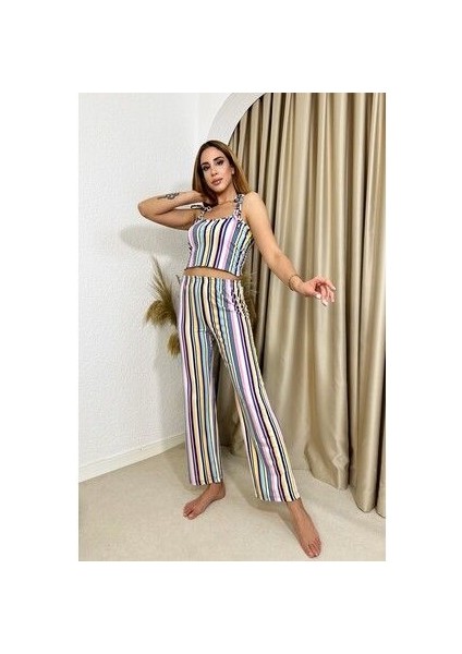 Kadın Lila Çizgili Yumuşak Kumaş Bağcıklı Pijama Takımı fırsatları