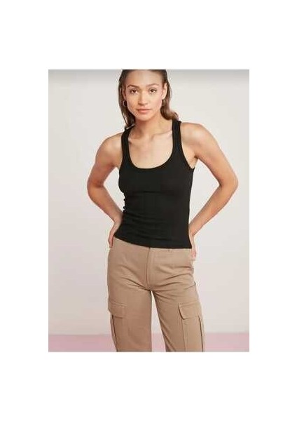 Kadın Fitilli Görünümlü Kalın Askılı Basic Siyah Atlet fırsatları