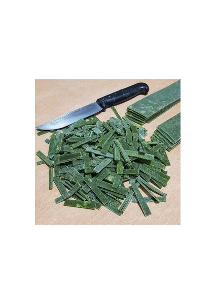 Ispanaklı Erişte - Yumurtalı Sebzeli Katkısız Erişte 500G fiyatları