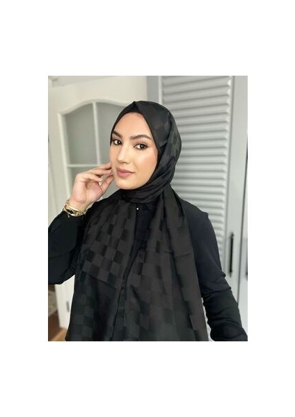 Zarafetin Klasik Rengi: Siyah Ipeksi Jakar Lara Şalınızla Her Durumda Şıklığınızı Konuşturun! modelleri