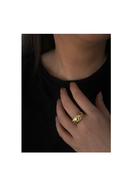 Bombeli Şekilli Yüzük