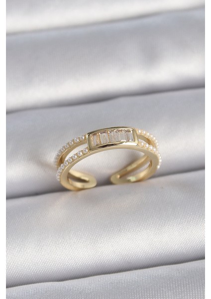 Pirinç Gold Renk Ayarlanabilir Sıralı İncili Zirkon Taş Detaylı Kadın Yüzük