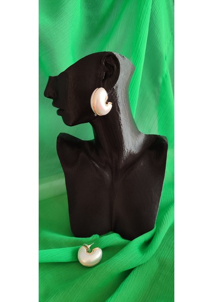 Midye Modeli İnci Küpe