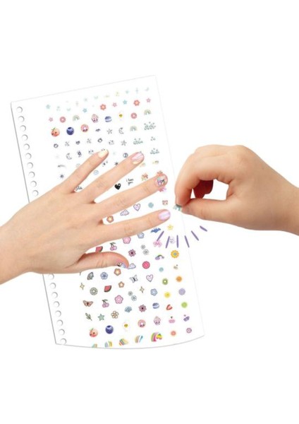 Topmodel Create Your Hand-Design Colouring Book