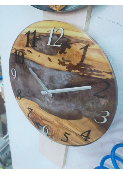 30CM Çap-El Yapımı Epoksi ve Ahşap Duvar Saati