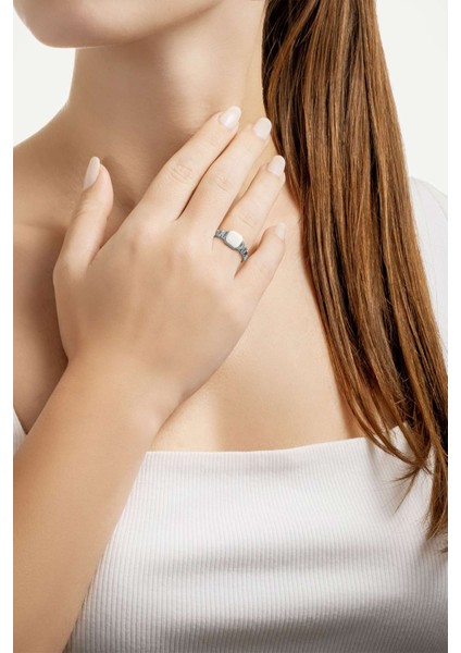 Zincir Detaylı 18 Ayar Beyaz Altın Kaplama Gümüş Yüzük fiyatları